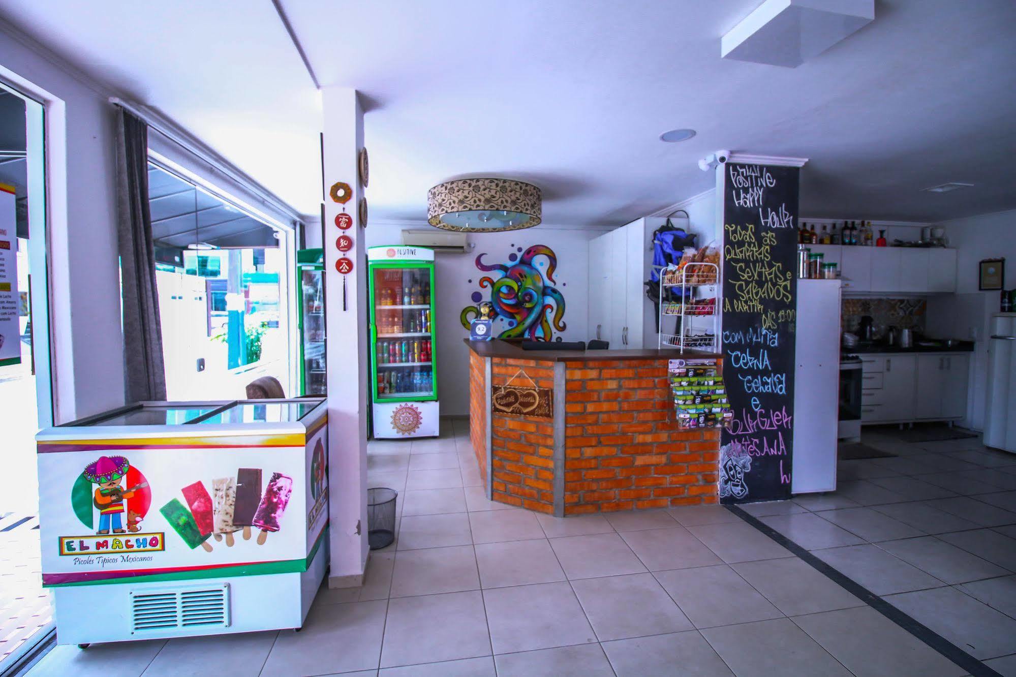 Positive Hostel Balneário Camboriú Buitenkant foto